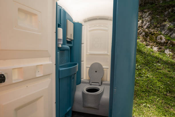 Best Luxury portable toilet rental  in Wintersville, OH